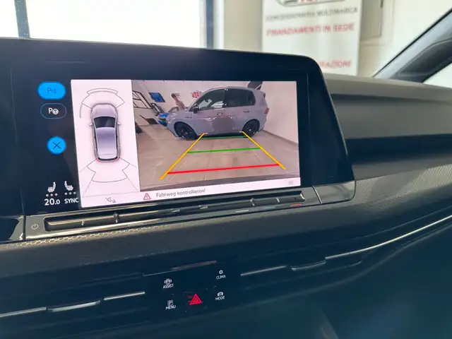 Volkswagen Golf view 14