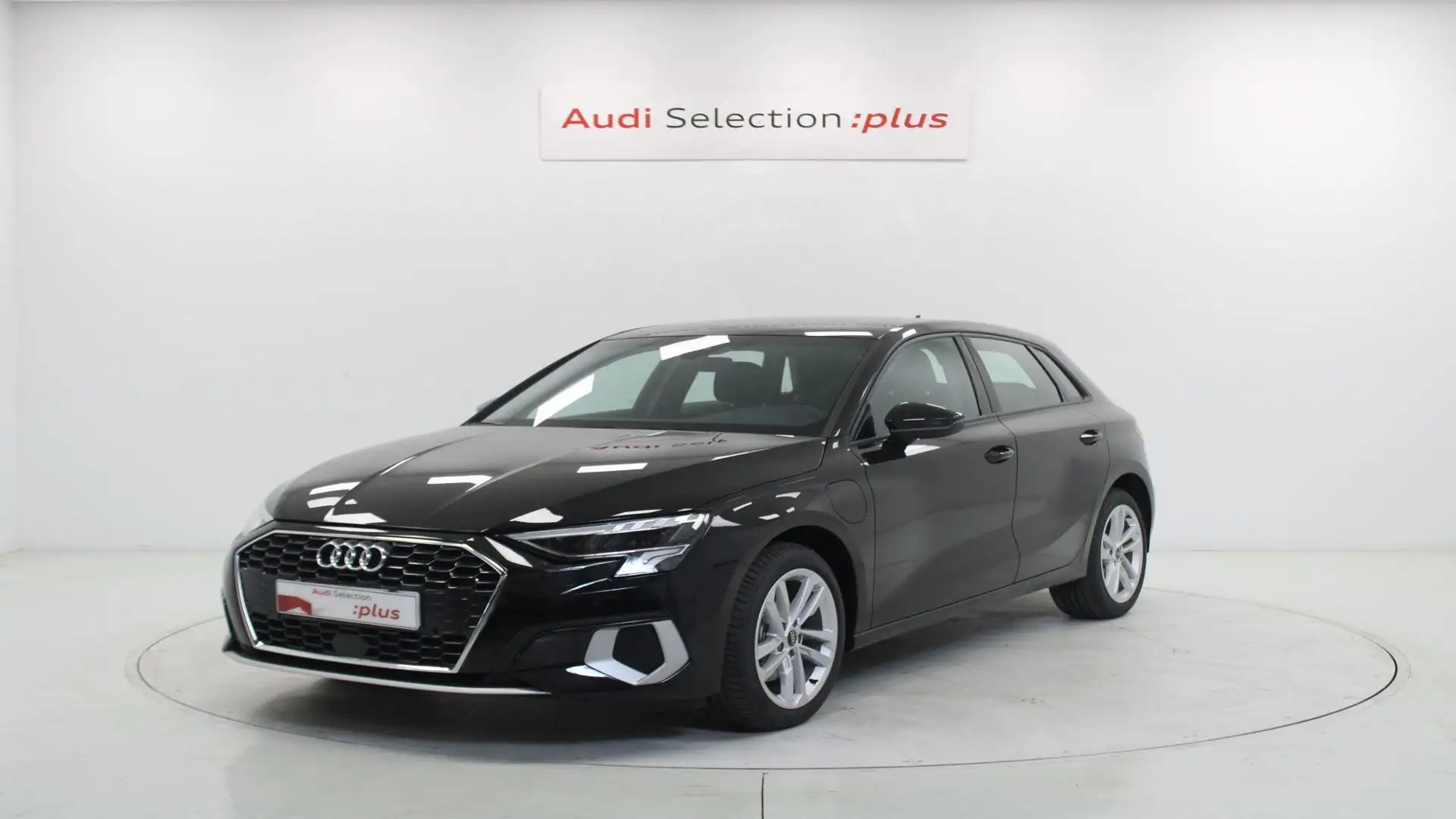 Audi A3 Sportback 40 TFSIe Advanced S tronic Negro - 1