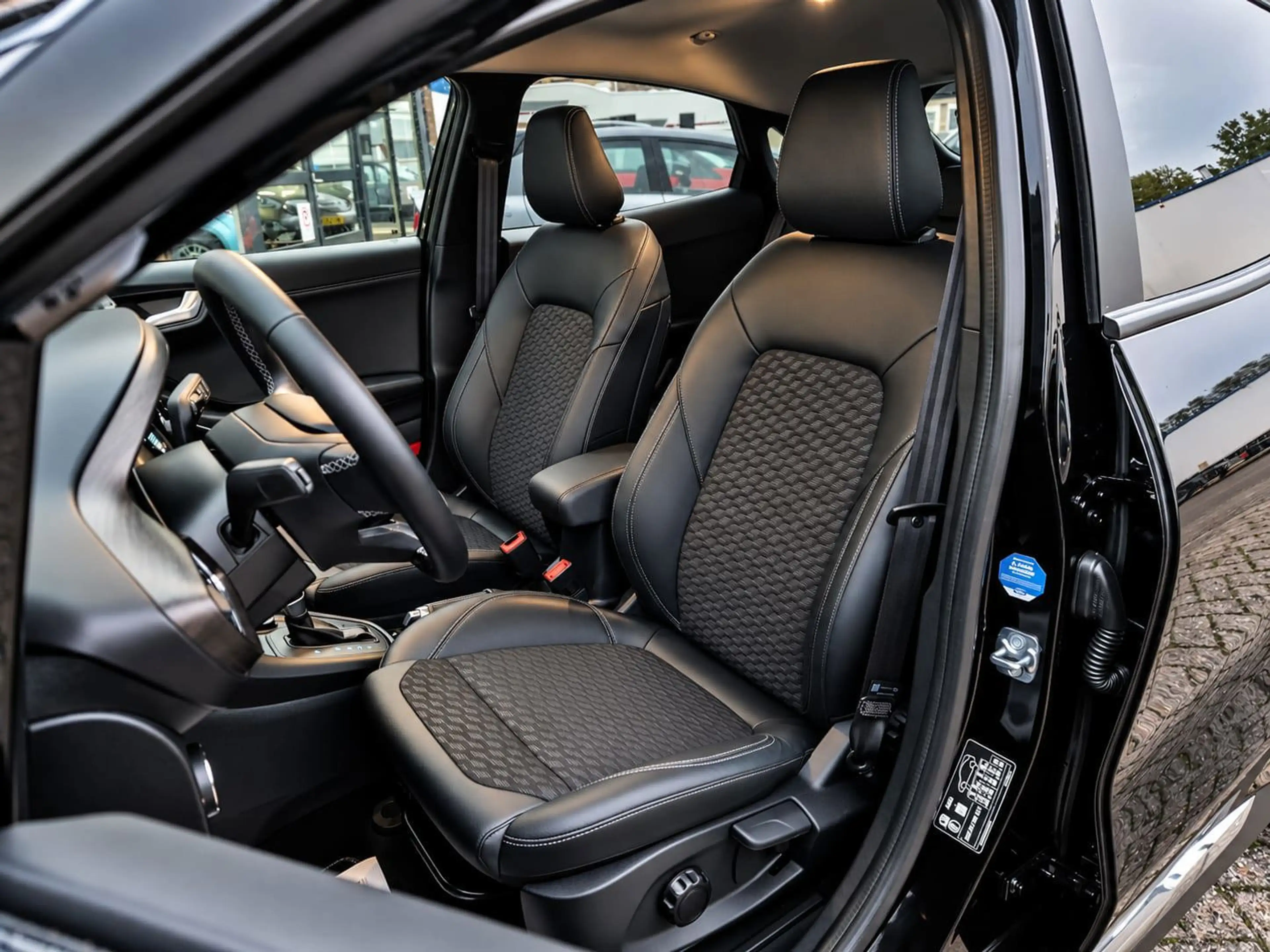 Ford Puma 1.0 EcoBoost Hybrid ST-Line Elek Kofferbak Stuurvw — photo 6