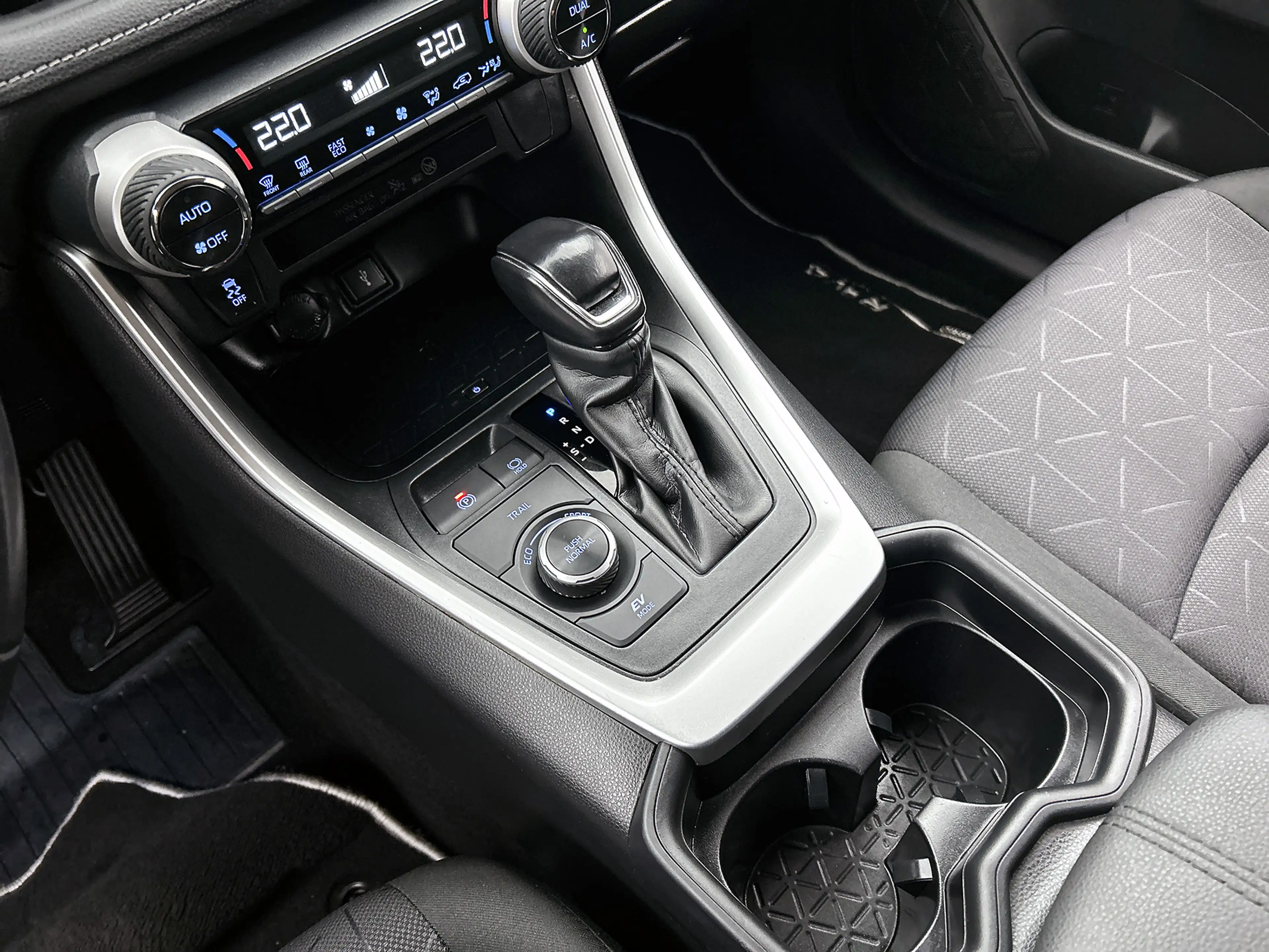 Toyota RAV 4 2.5 Hybrid AWD Style Limited | Parkeersensoren | N — photo 10