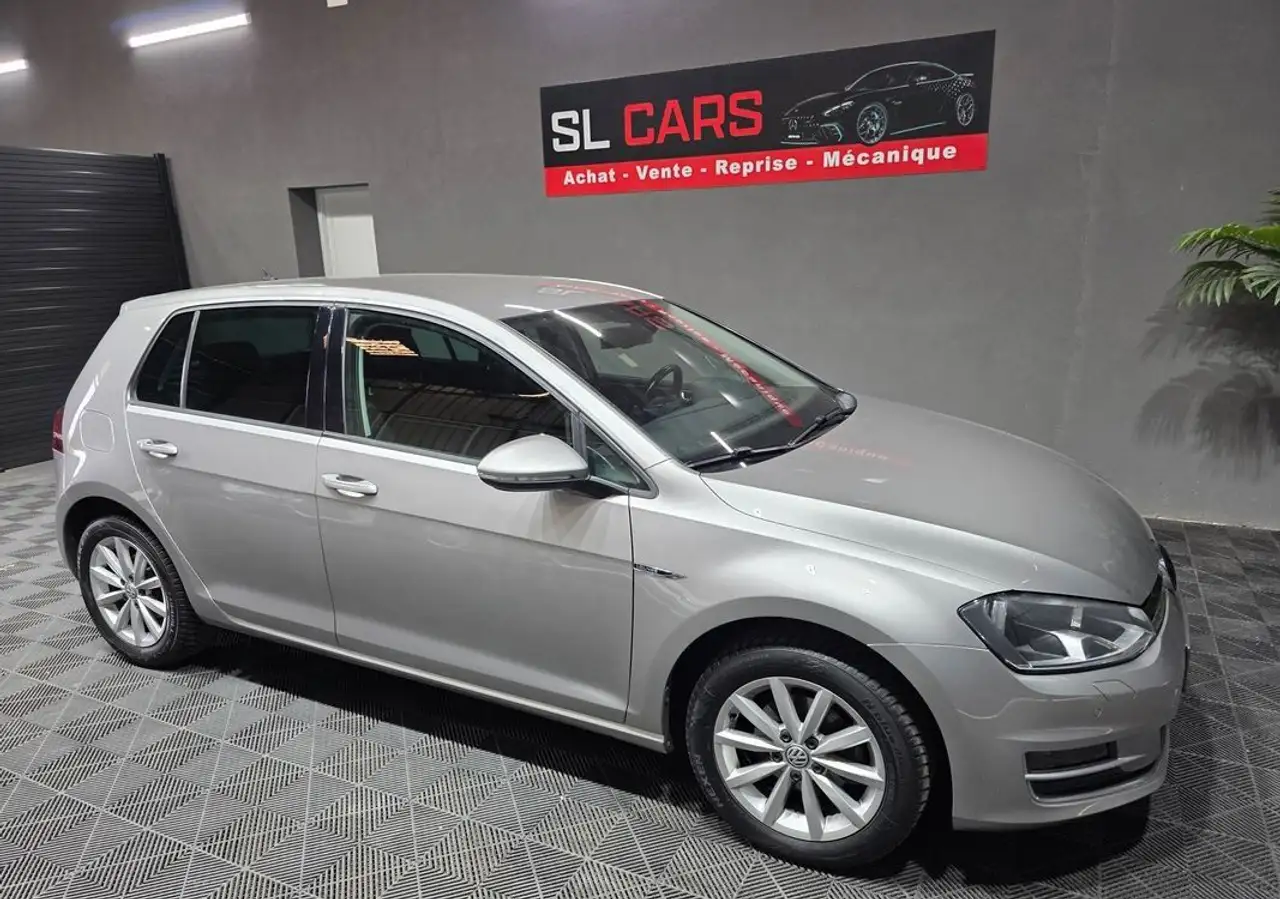 Volkswagen Golf VII TSI 110ch Lounge 5p