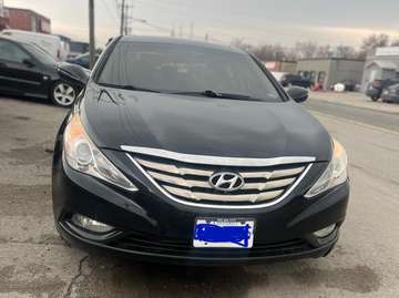 4dr Sdn 2.4L Auto GLS