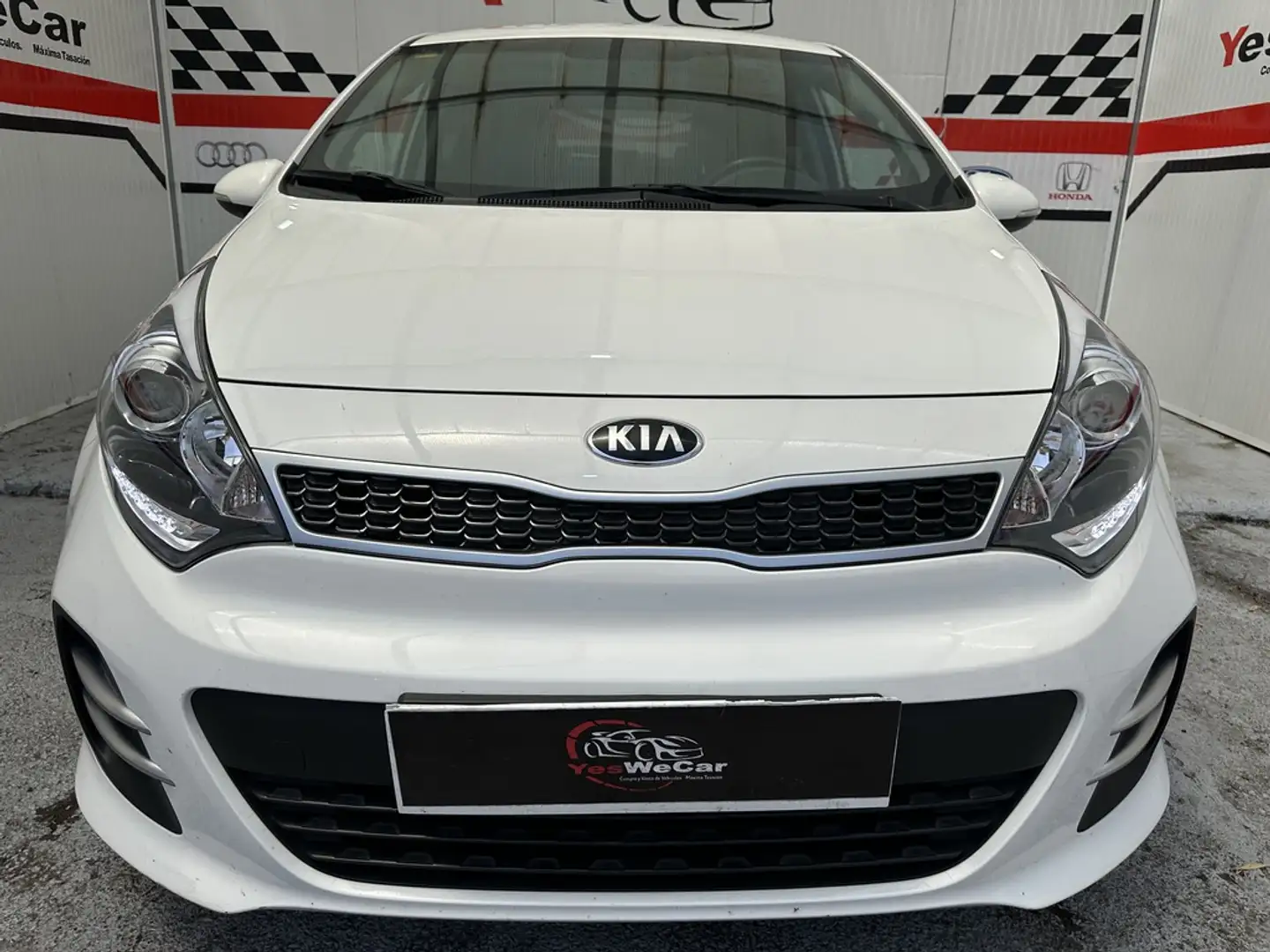 Kia Rio 1.2 CVVT Eco-Dynamics x-Tech Blanco - 2