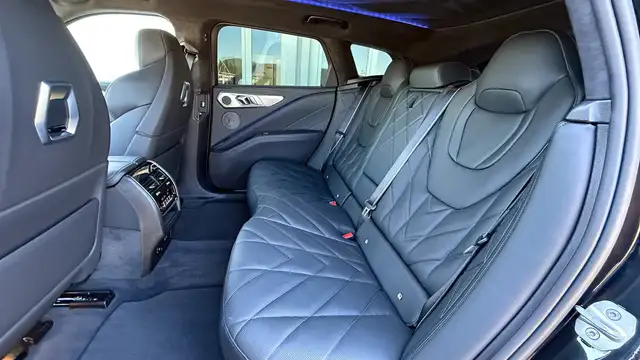 BMW XM Ansicht 18
