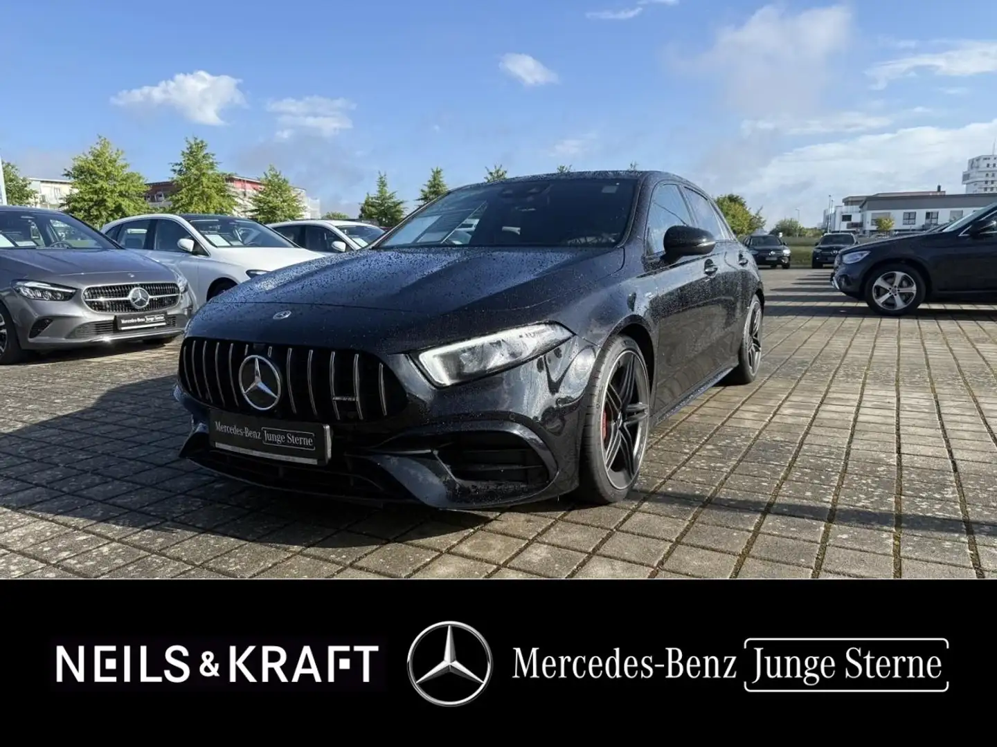 Mercedes-Benz A 45 AMG AMG A 45 S 4MATIC+ Kompaktlimousine +AMG-Sport Schwarz - 1