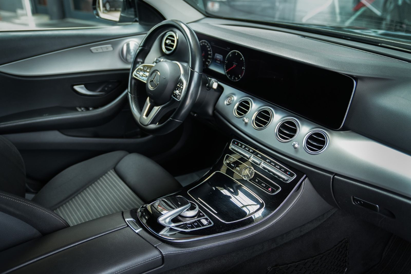 Mercedes-Benz E 220 T-Modell *Temp./SHZ/Klimaaut./AHK* — photo 6
