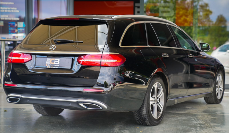 Mercedes-Benz E 220 T-Modell *Temp./SHZ/Klimaaut./AHK* — photo 9