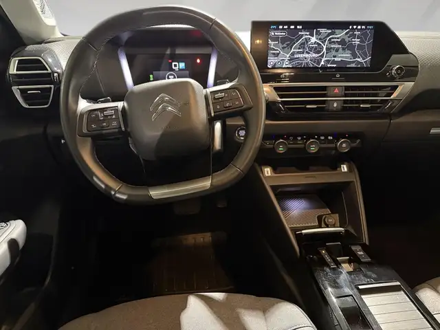 Citroen C4 view 6