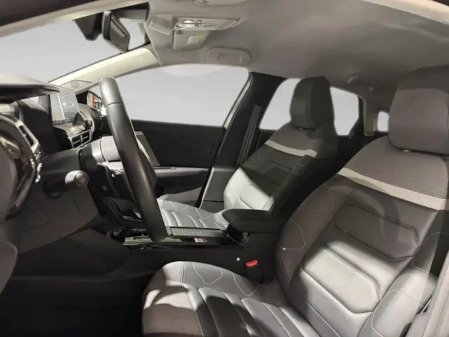 Citroen C4 view 4