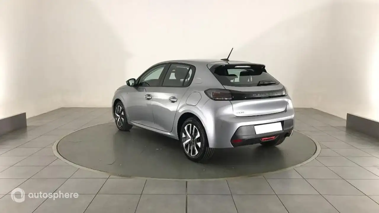 Peugeot 208 208 — photo 7