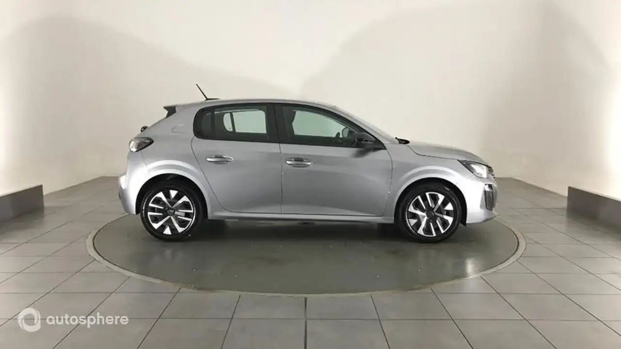 Peugeot 208 208 — photo 4