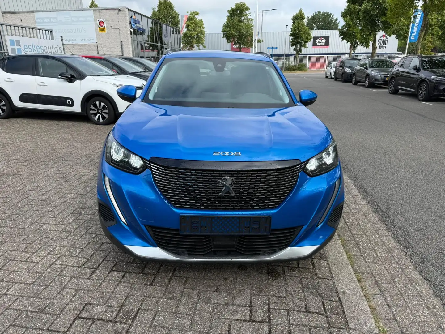 Peugeot 2008 1.2 PureTech Allure 130PK, Navigatie, 12 mnd Garan Blu/Azzurro - 2