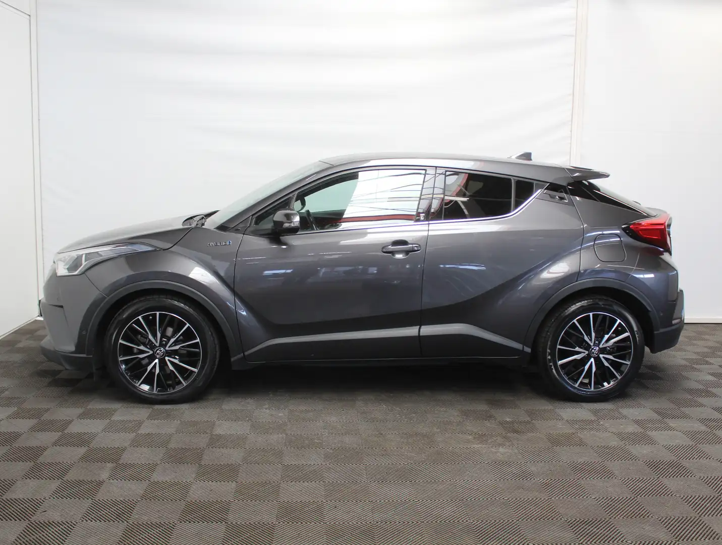 Toyota C-HR 1.8 Hybrid Bi-Tone CLIMATE | ADAPCRUISE | NAVI | P Grau - 2