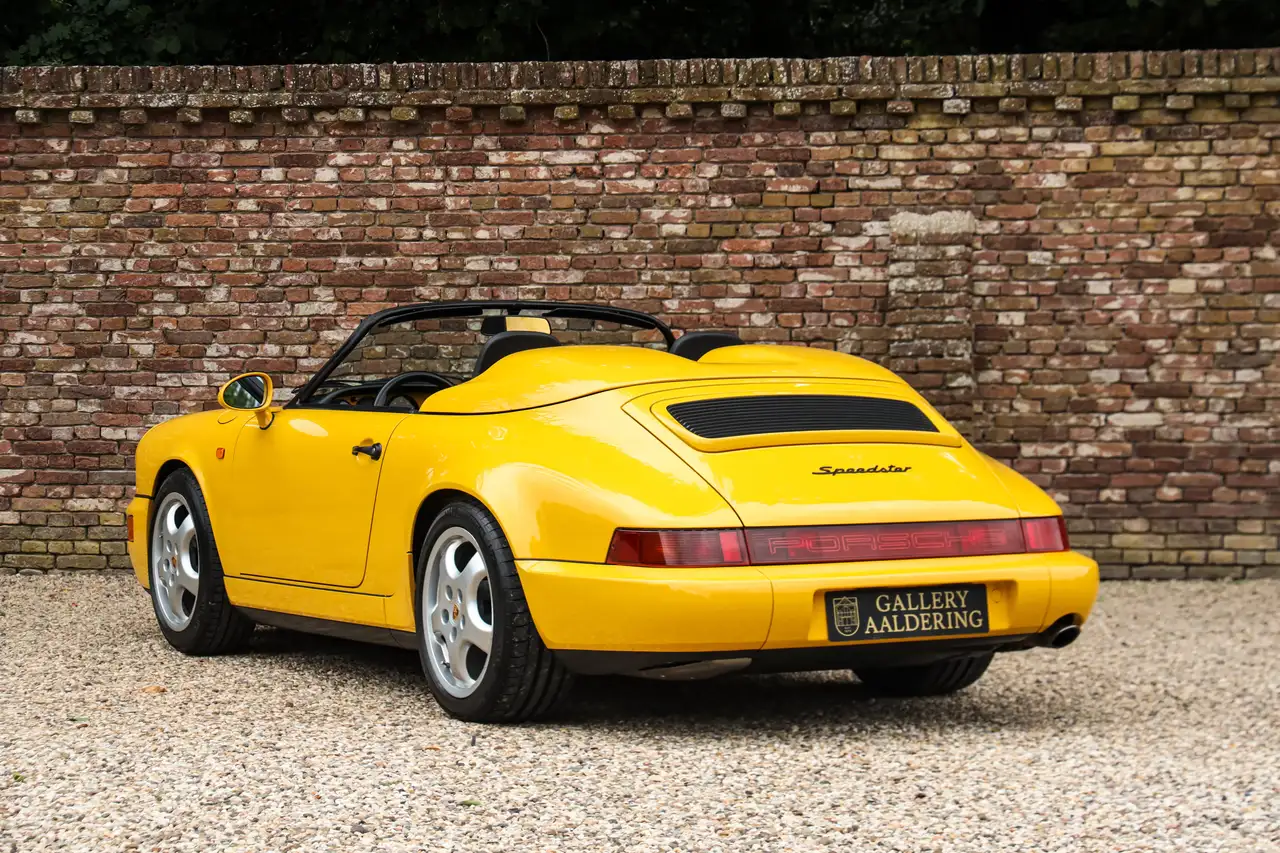 Porsche 964 Speedster Small Body "49.000 kms - Speedgelb", foto 2
