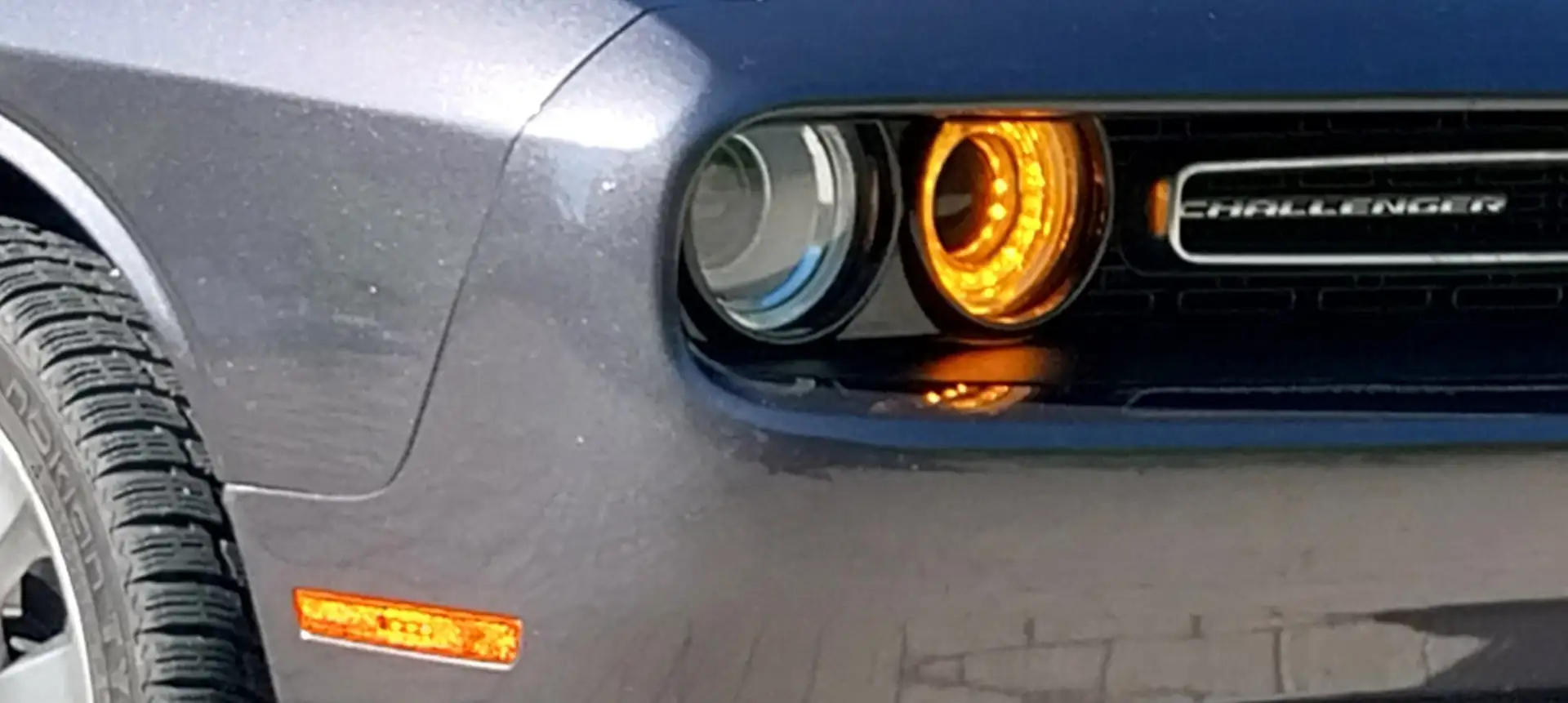 Dodge Challenger Challenger Automatik SXT Plus Grau - 1