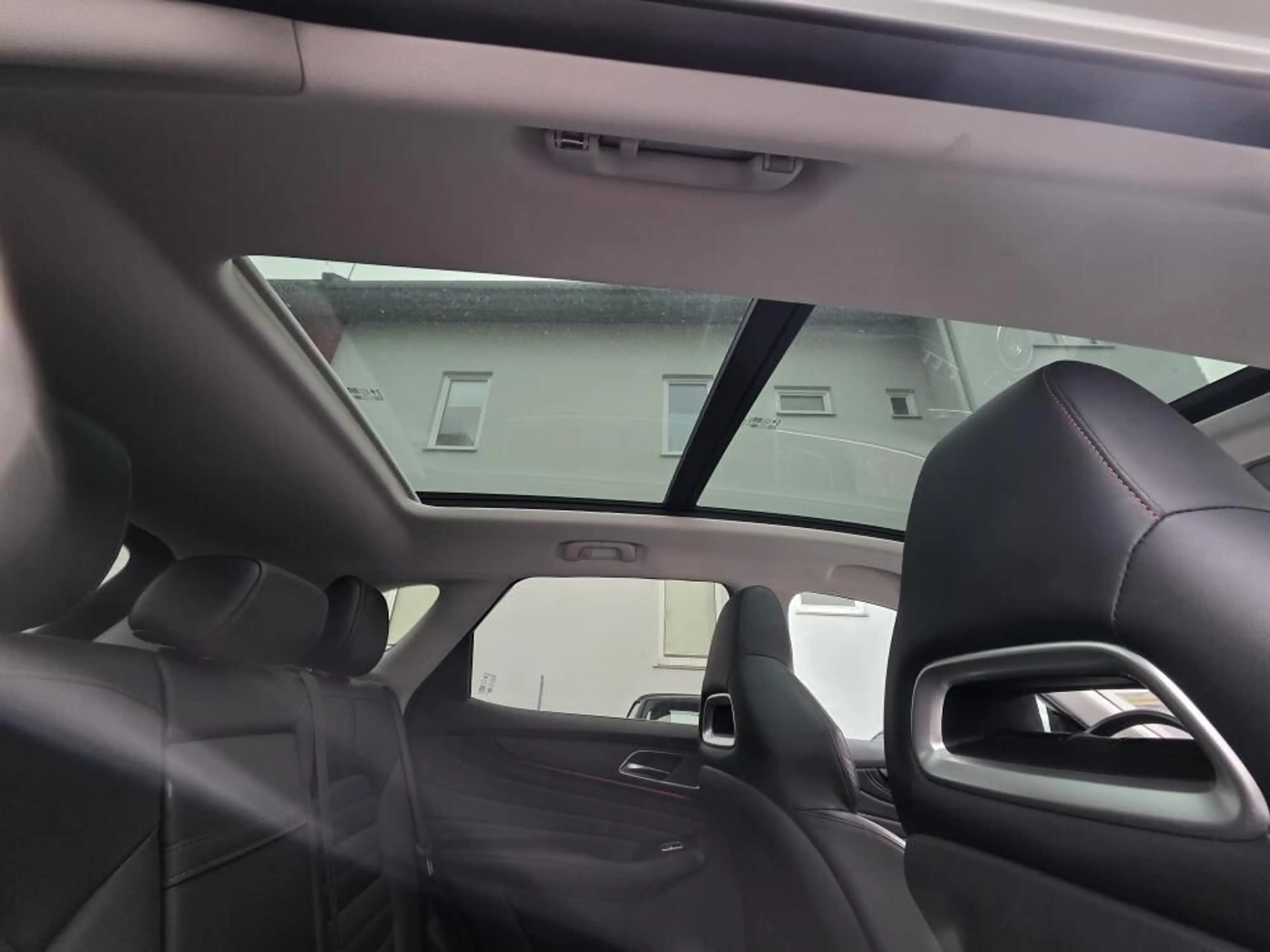 MG EHS 1,5T GDI PHEV Luxury Aut. — photo 14