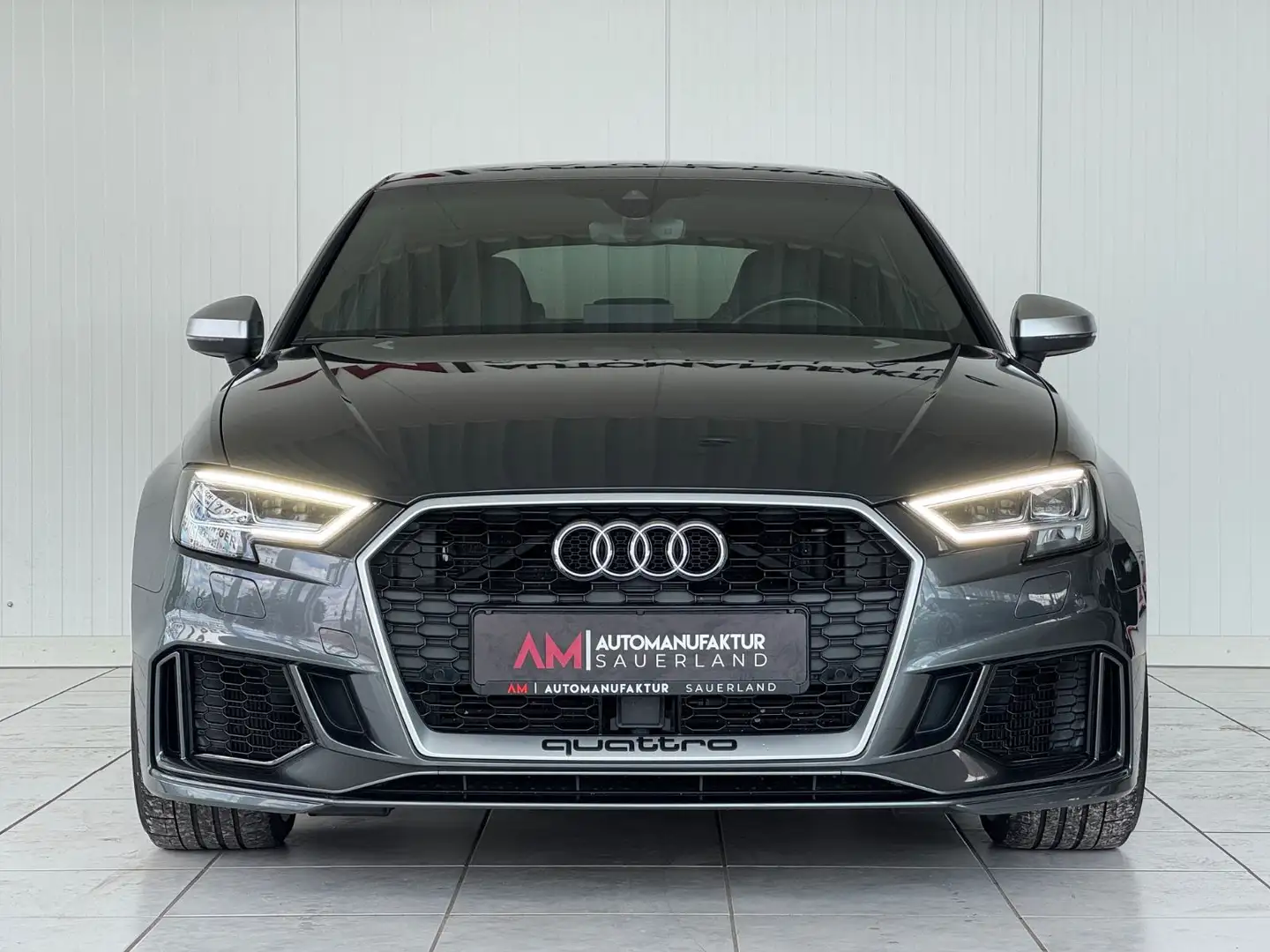 Audi RS3 *nonOPF*B&O*Schale*Kamera*Virtual*2.Hand* Grijs - 2