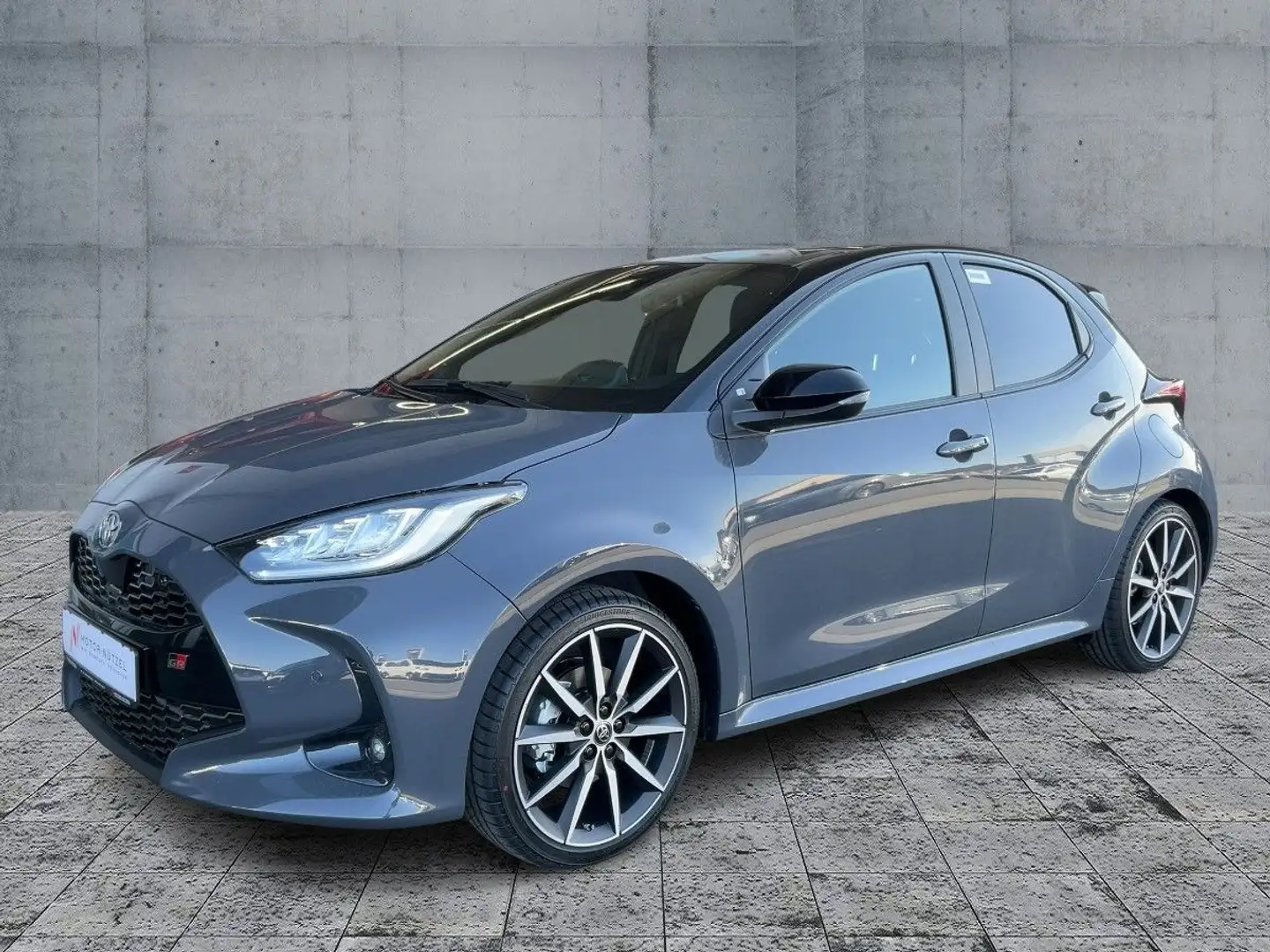 Toyota Yaris 1.5 Hyb. GR Sport CVT-Automatikgetriebe Schwarz - 2