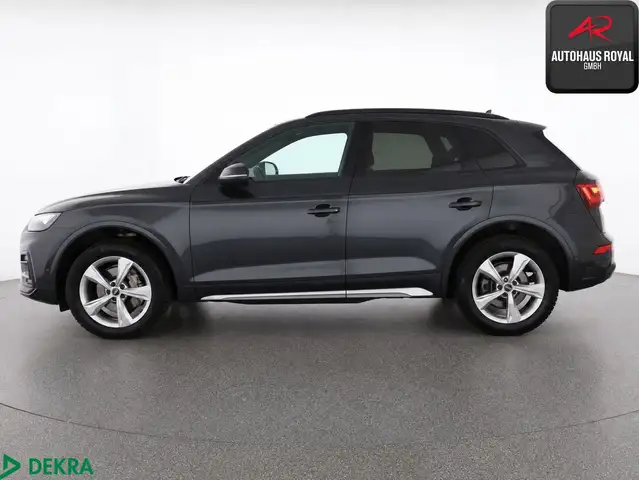 Audi Q5 view 2