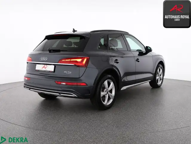 Audi Q5 view 5