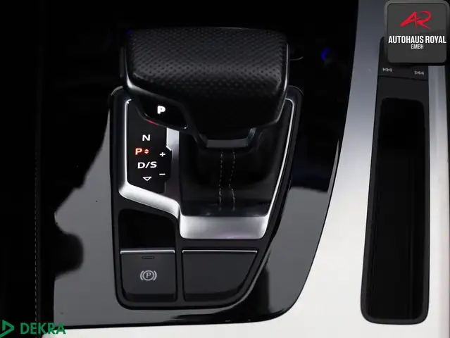 Audi Q5 view 21