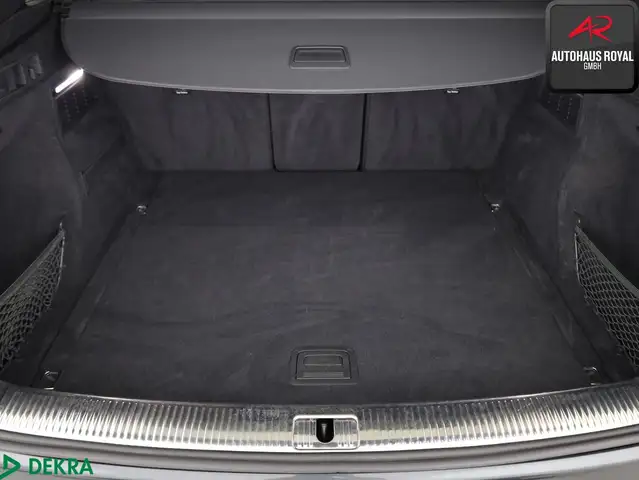 Audi Q5 view 13