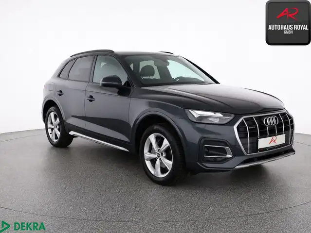 Audi Q5 view 7