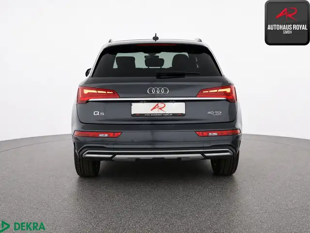 Audi Q5 view 4