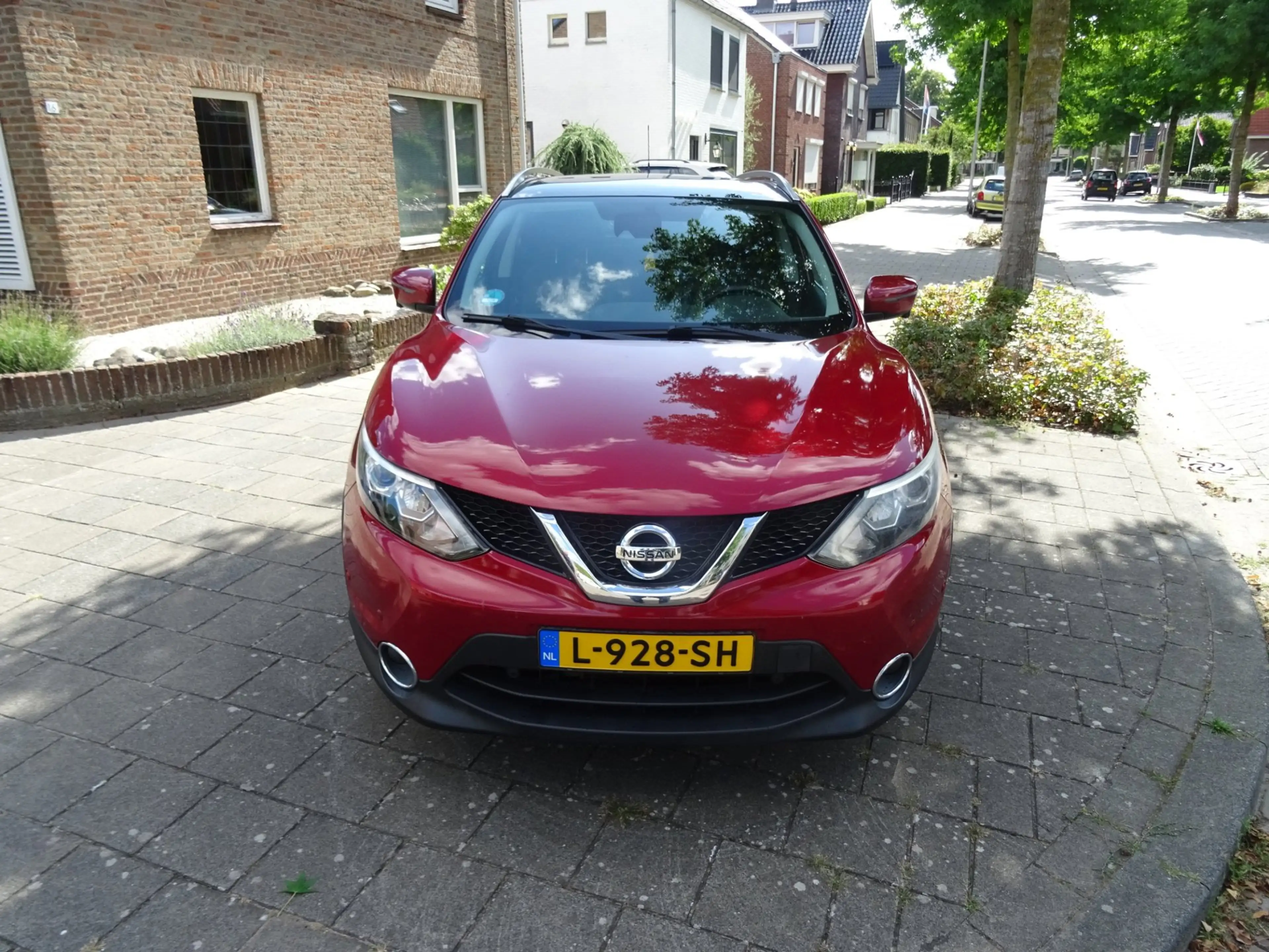 Nissan Qashqai 1.2 Tekna Panoramadak — photo 8