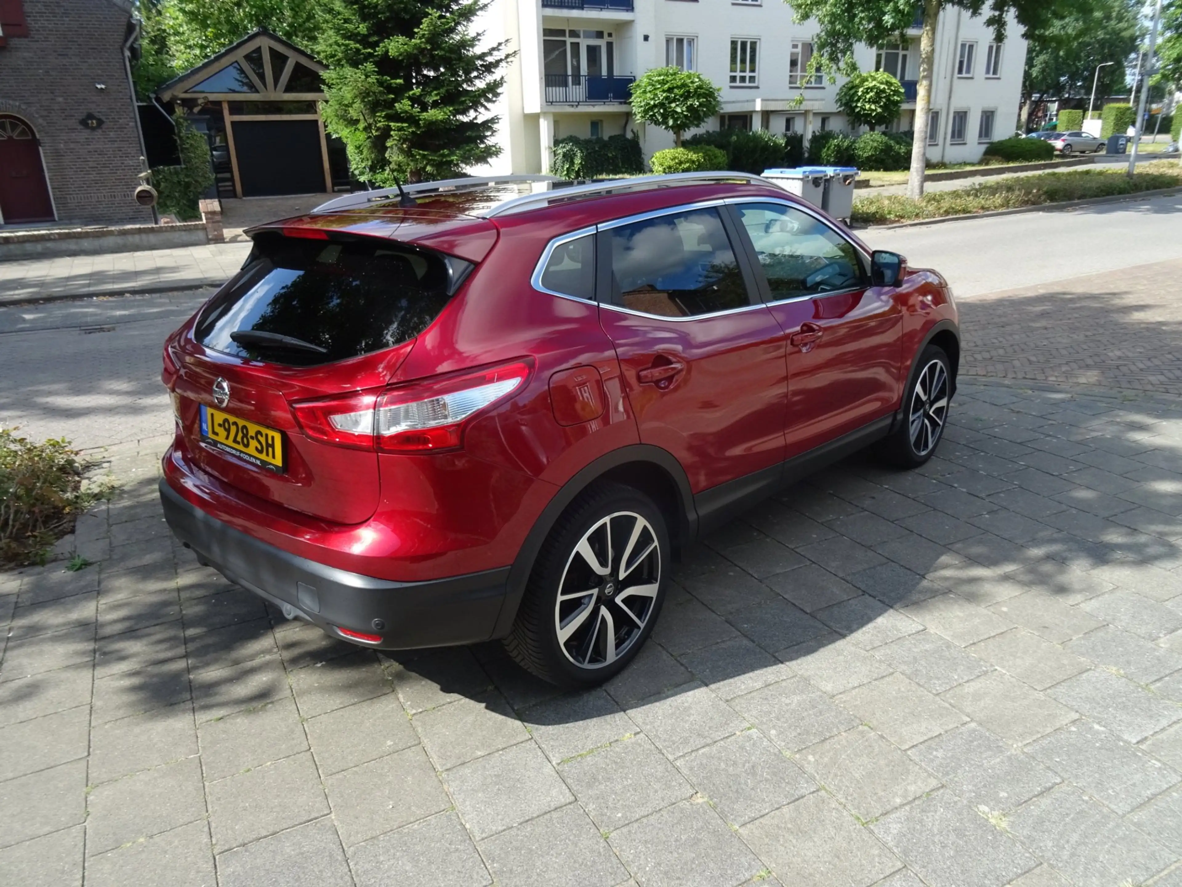 Nissan Qashqai 1.2 Tekna Panoramadak — photo 5