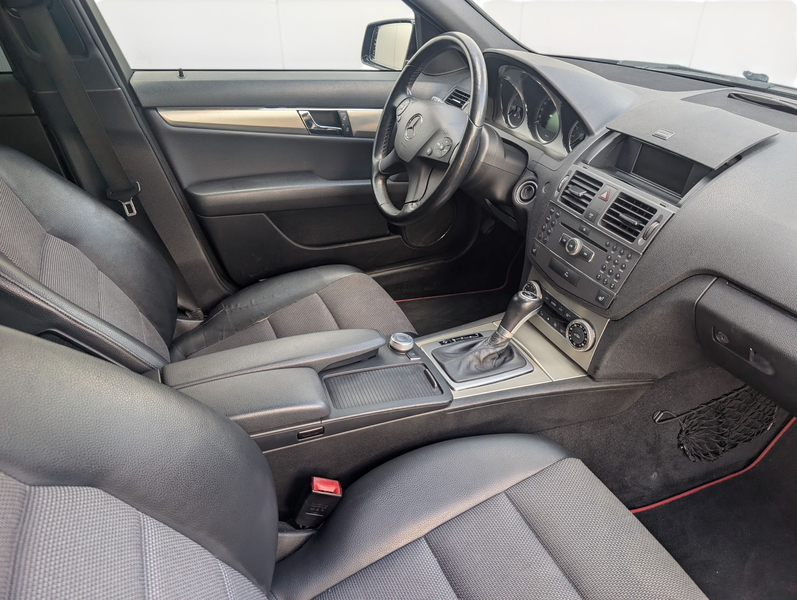 Mercedes-Benz C 250 C 250 CGI BlueEfficiencyTÜV neu"Bremsen neu" — photo 14