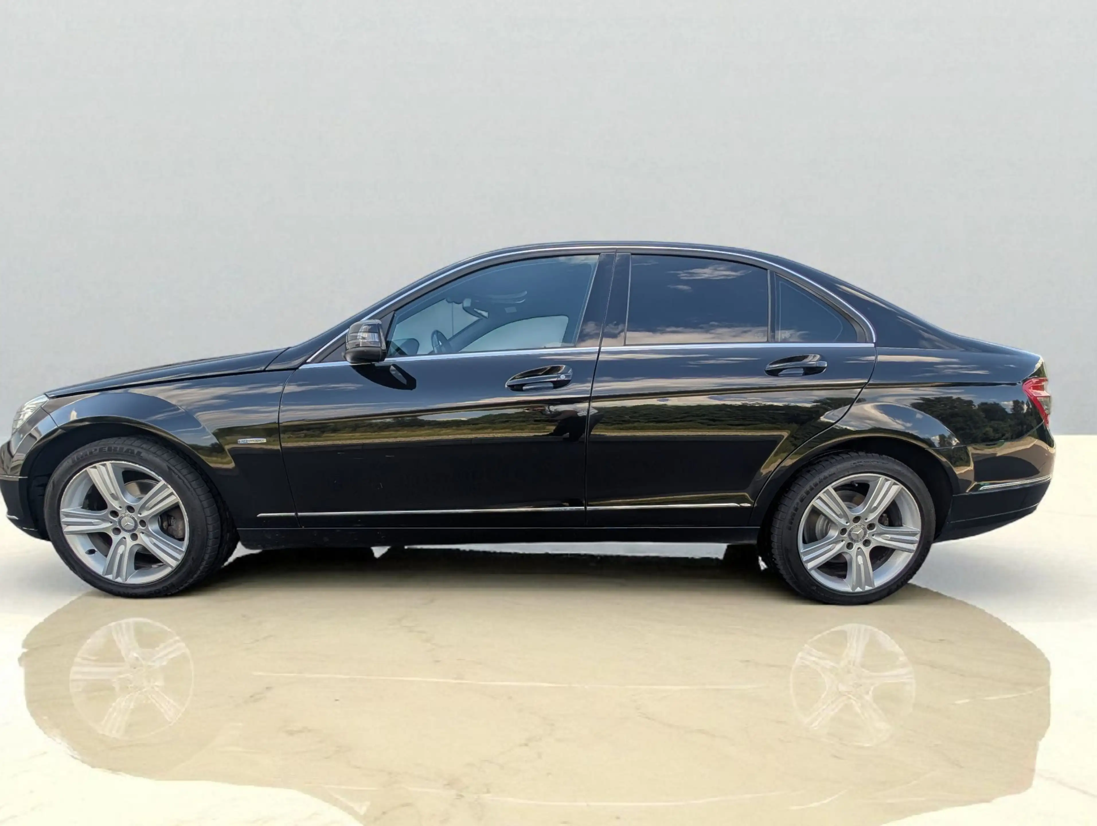 Mercedes-Benz C 250 C 250 CGI BlueEfficiencyTÜV neu"Bremsen neu" — photo 5