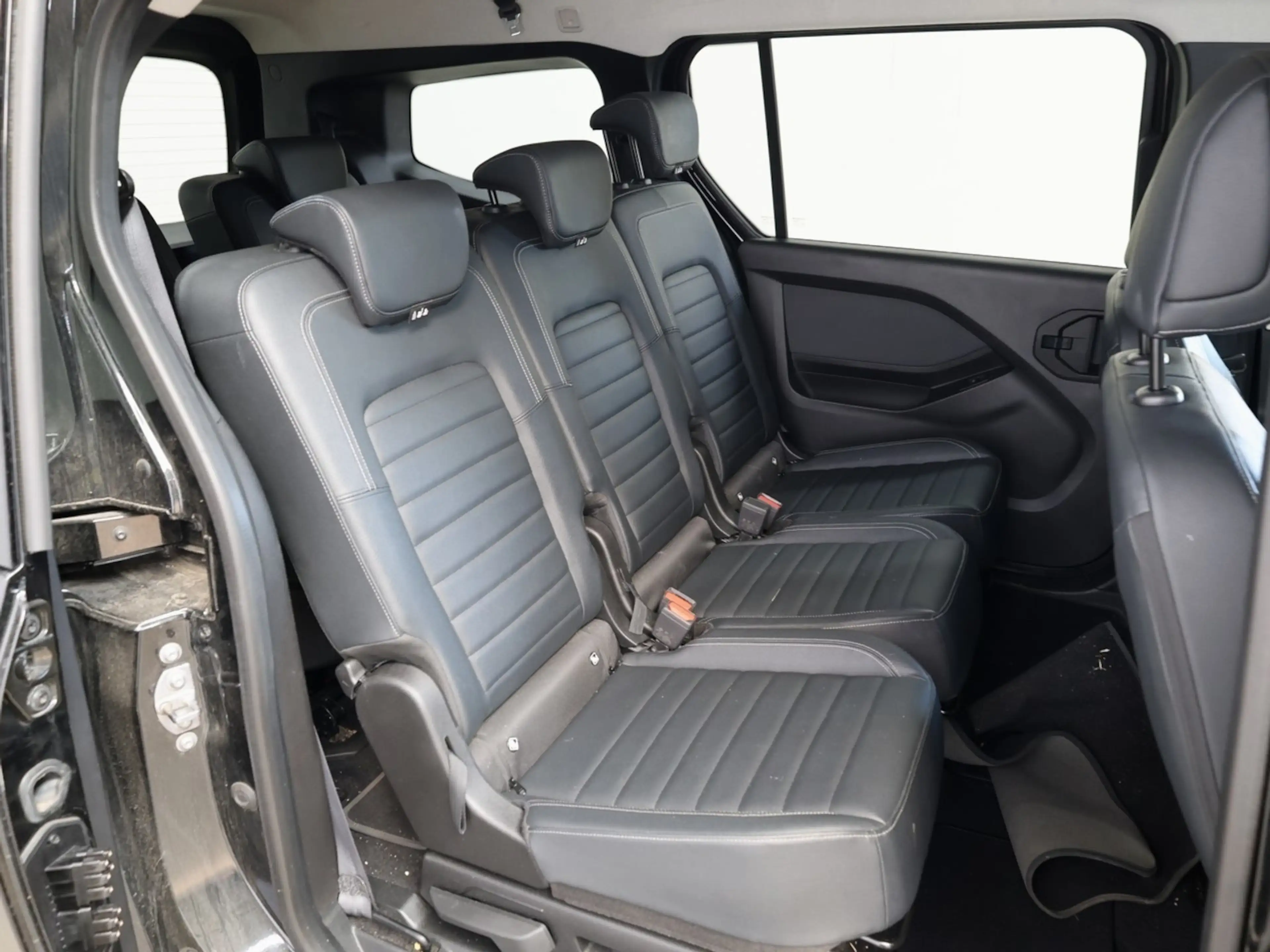 Mercedes-Benz T-Class lang,Progressive,7Sitze,Automatik,LED,Navi — photo 8