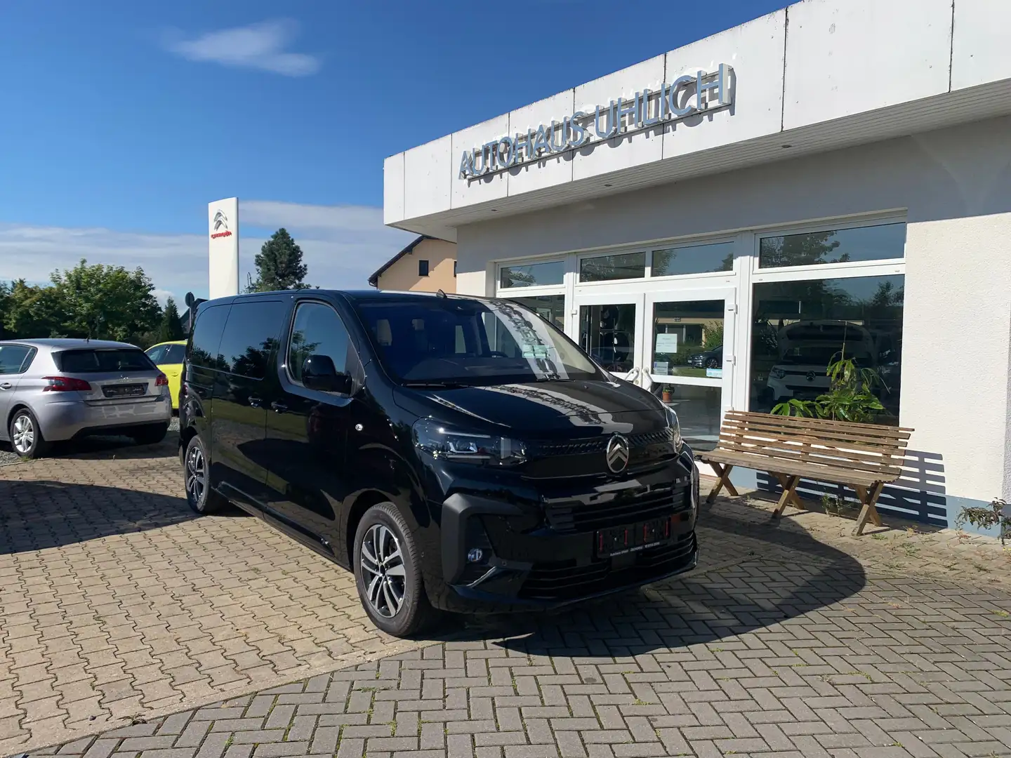 Citroen Spacetourer Plus M Schwarz - 1