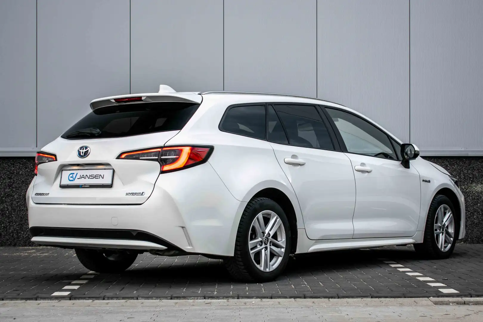 Toyota Corolla Touring Sports 1.8 Hybrid | Carplay Android | Acht Weiß - 2