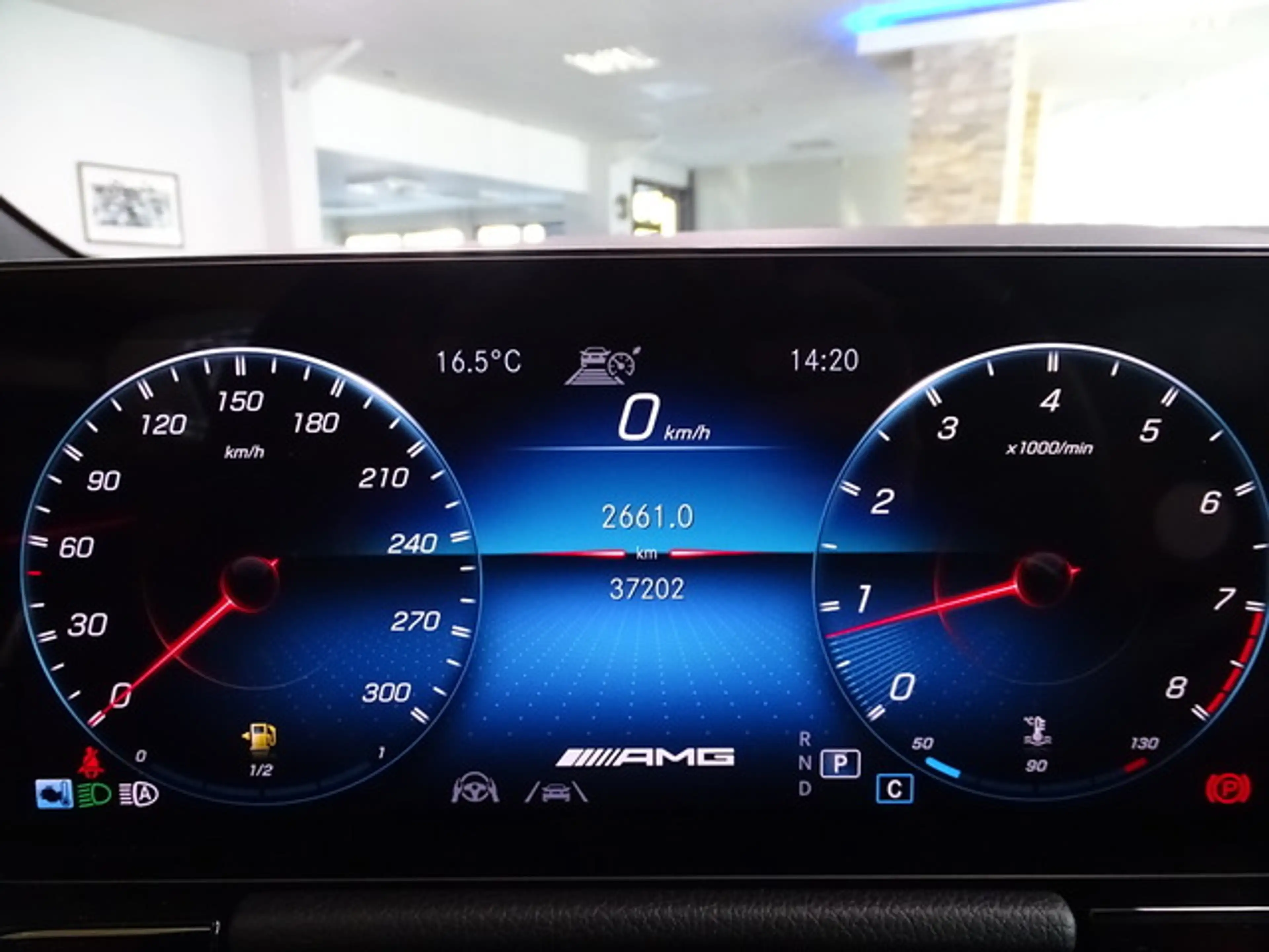 Mercedes-Benz GLA 45 AMG S 4M Magno Night Dist LED Pano 360Cam — photo 14