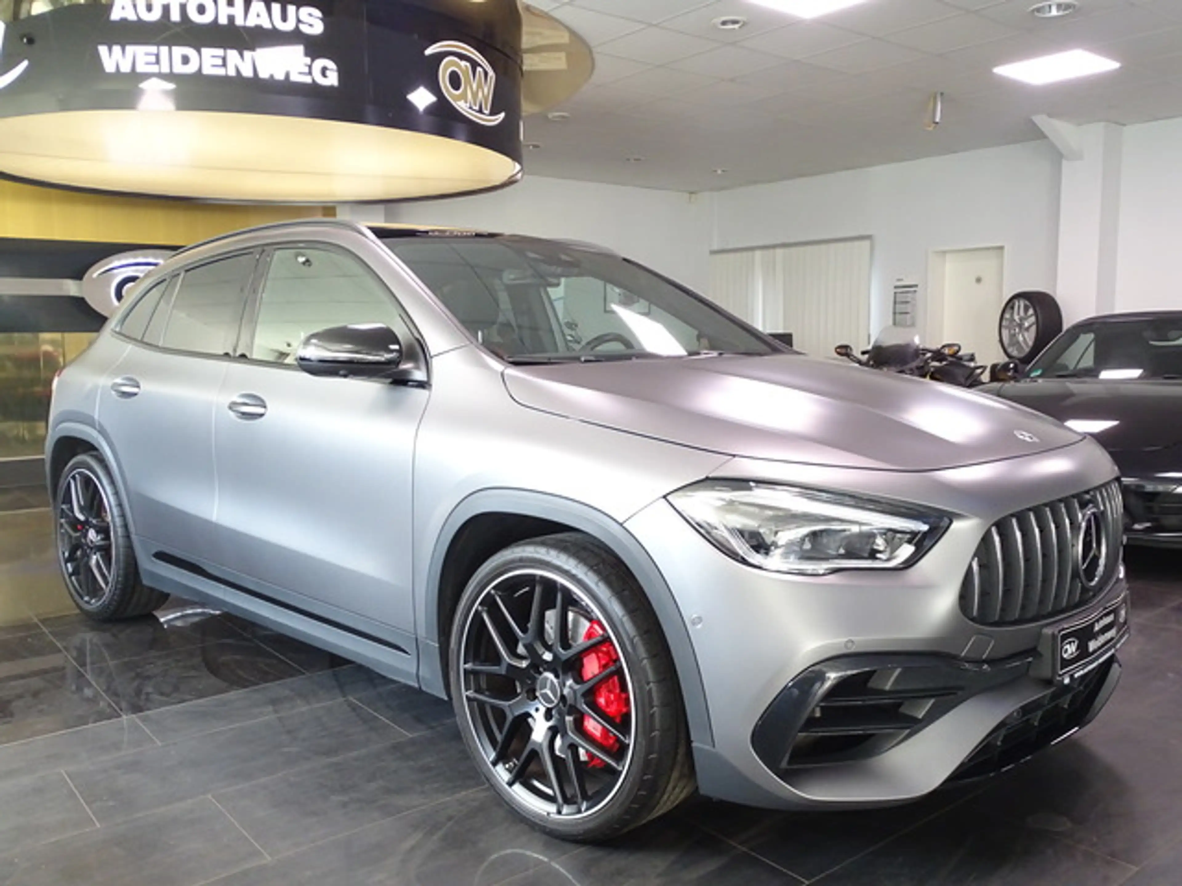 Mercedes-Benz GLA 45 AMG S 4M Magno Night Dist LED Pano 360Cam — photo 10