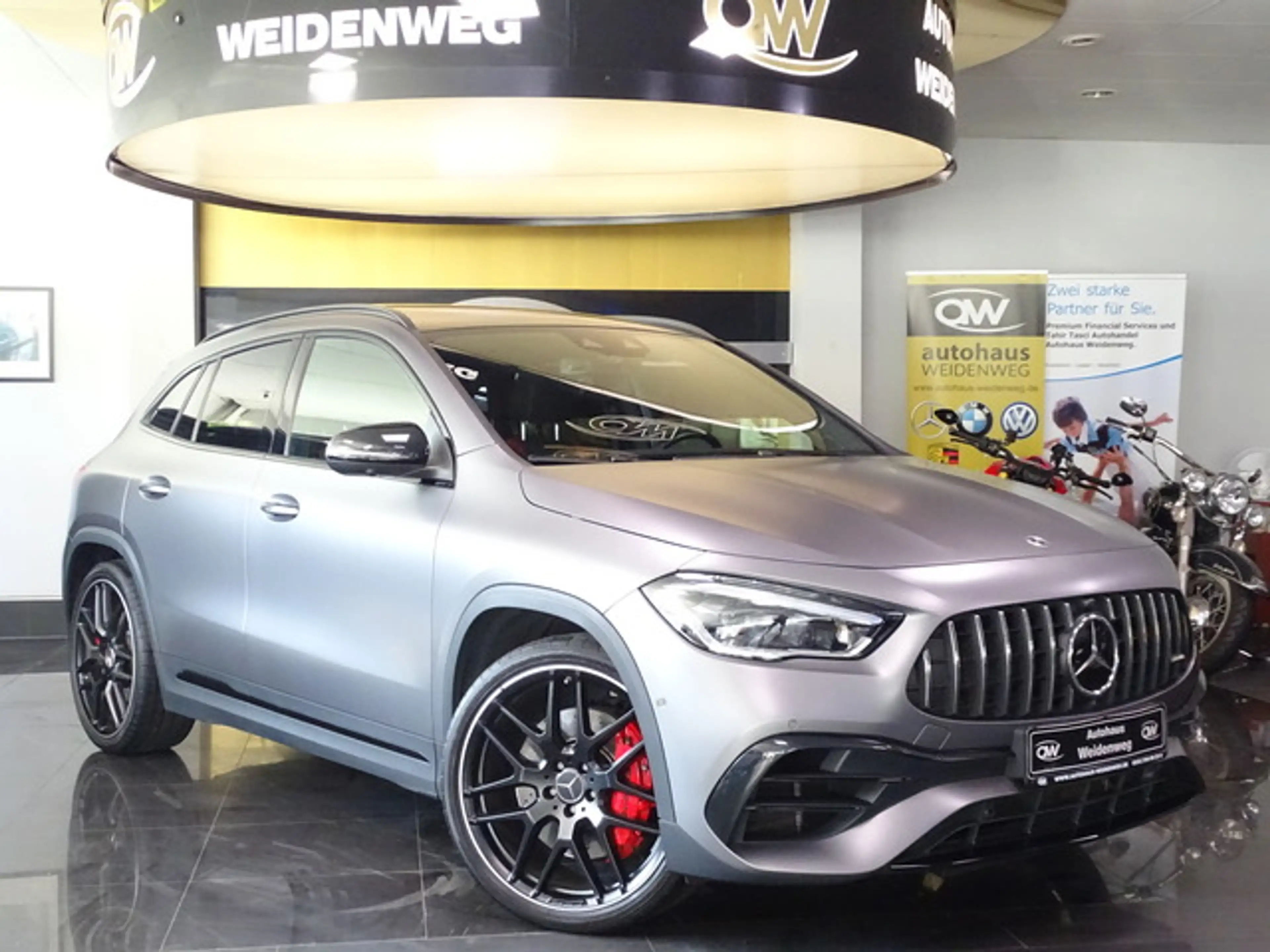 Mercedes-Benz GLA 45 AMG S 4M Magno Night Dist LED Pano 360Cam — photo 3
