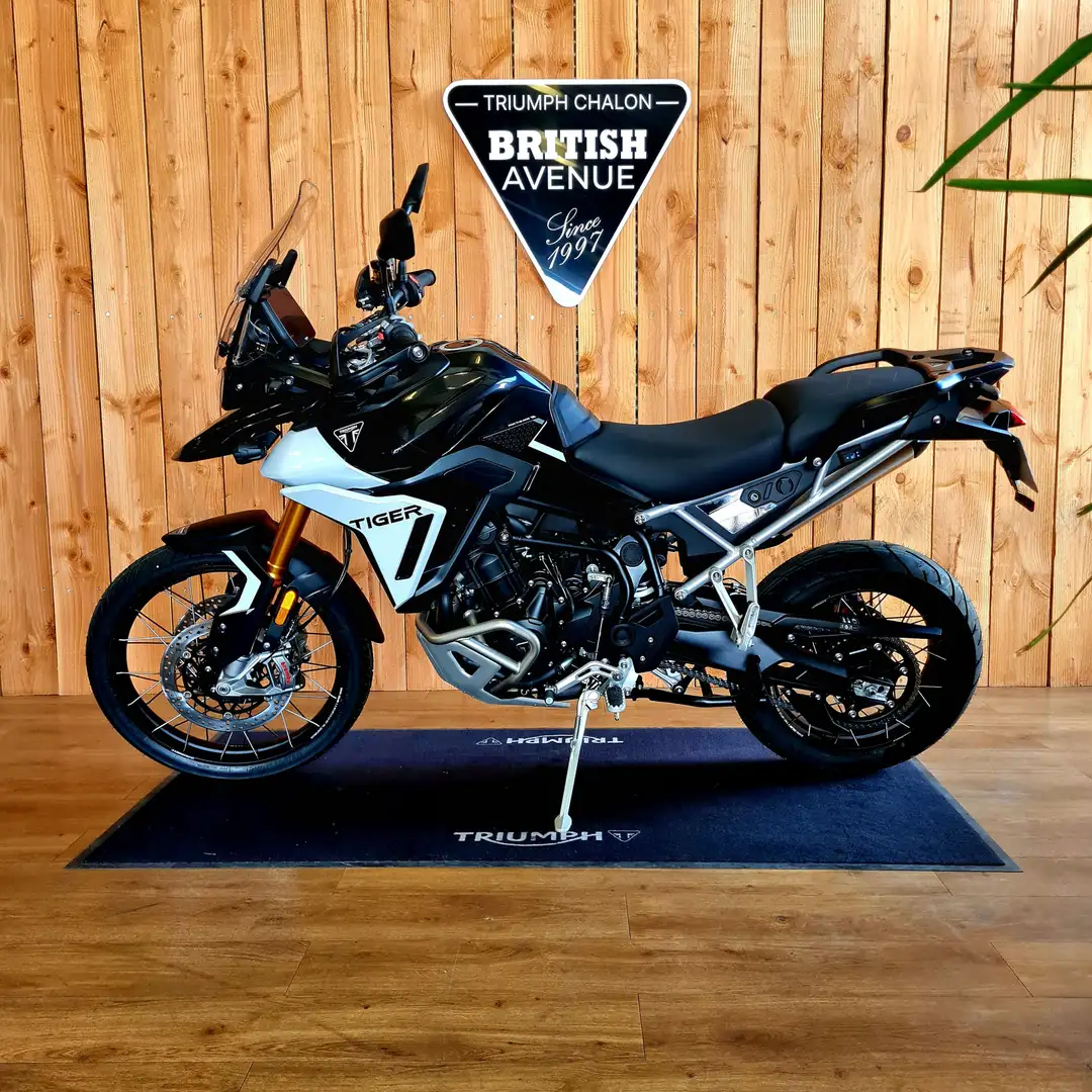 Triumph Tiger 900 - 2