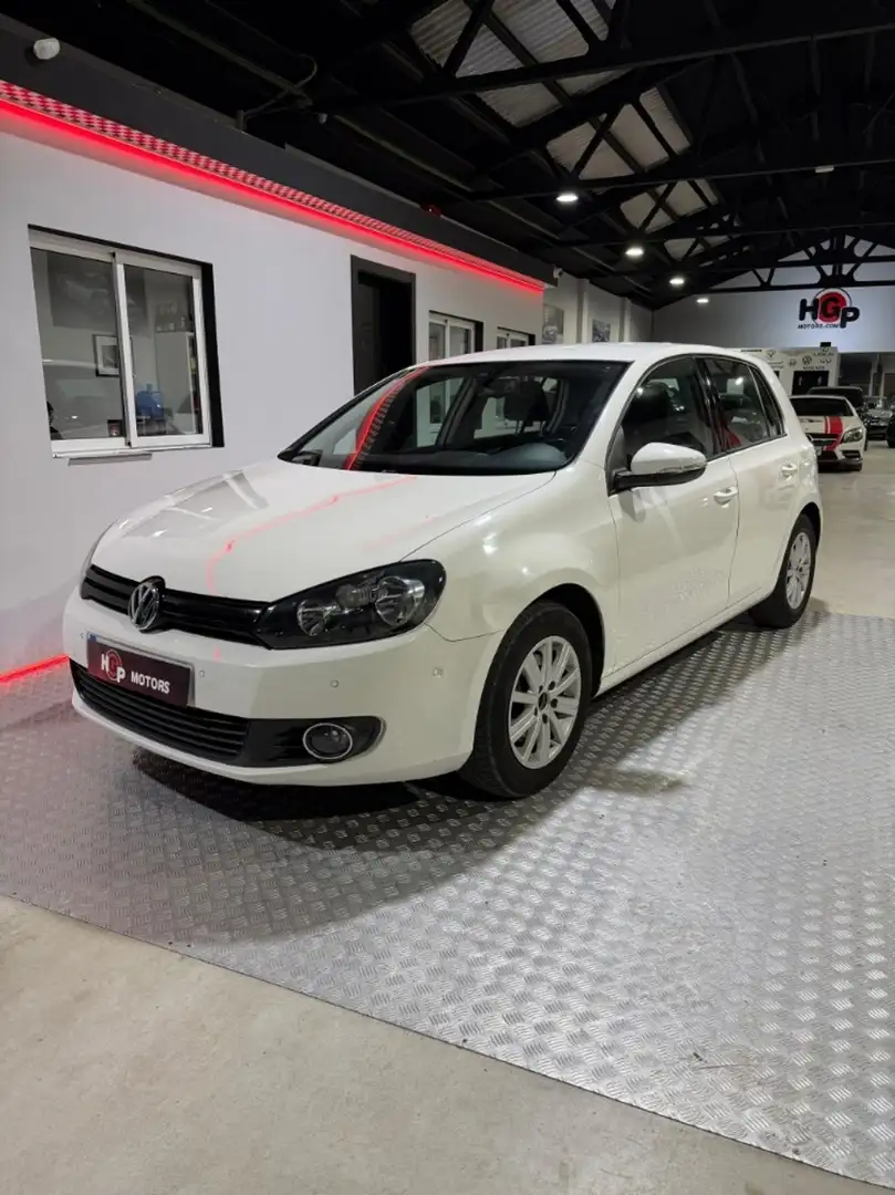 Volkswagen Golf Advance Blanc - 1