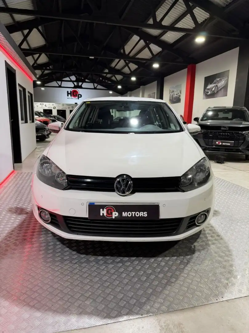 Volkswagen Golf Advance Blanc - 2