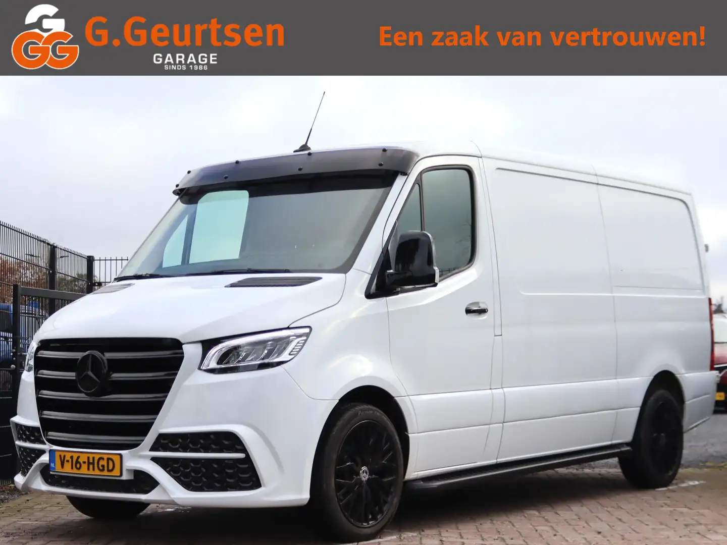 Mercedes-Benz Sprinter 317CDI L2H1 AMG Line Leder, Cruise Control, Naviga Wit - 1