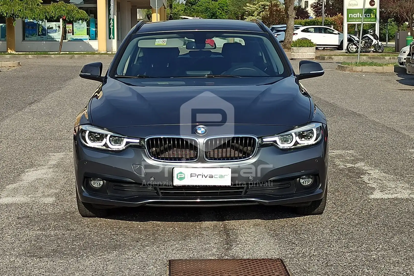 BMW 318 318d Touring Business Advantage aut. Argento - 2