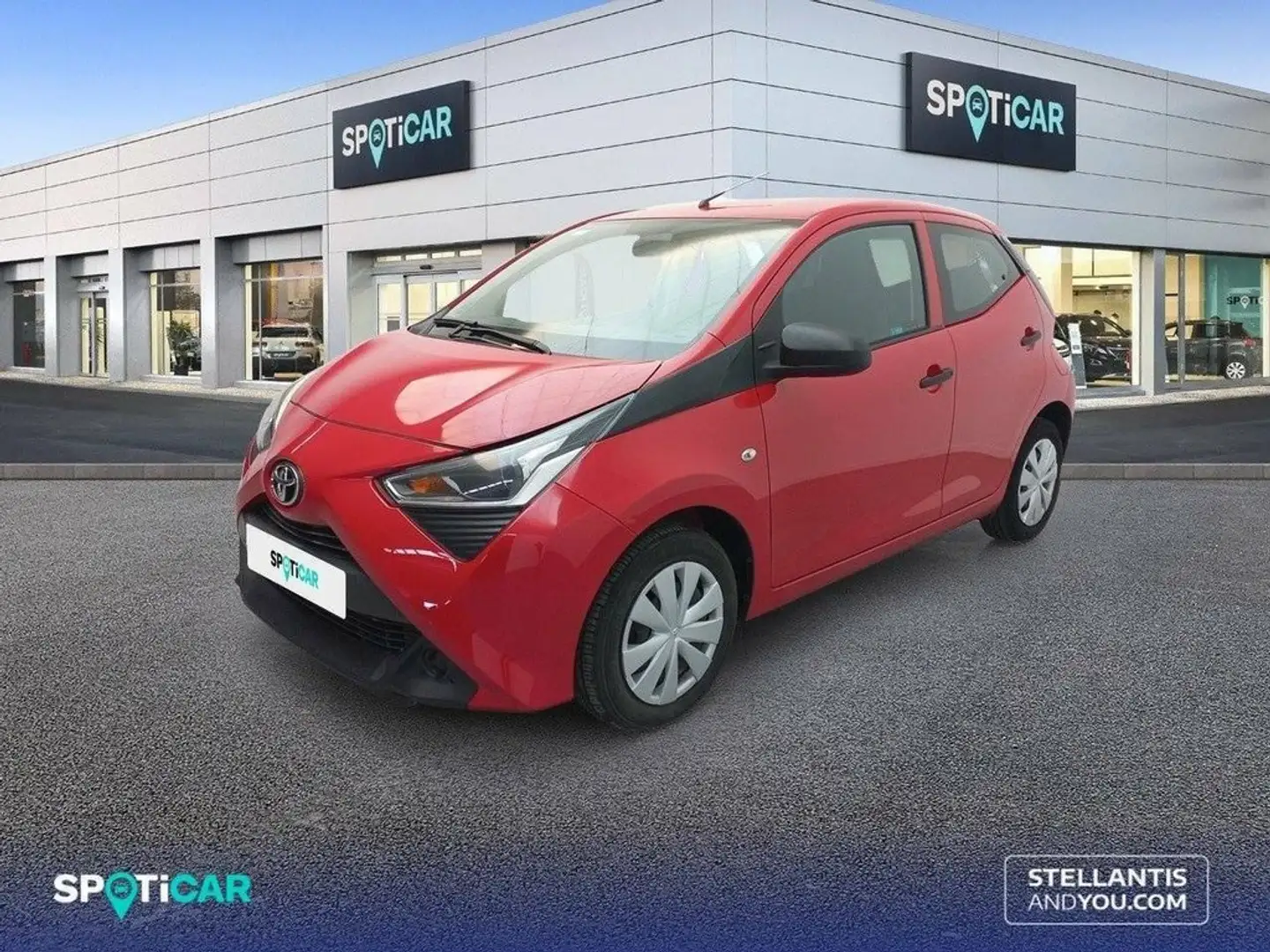 Toyota Aygo 70 x-sport Rouge - 1