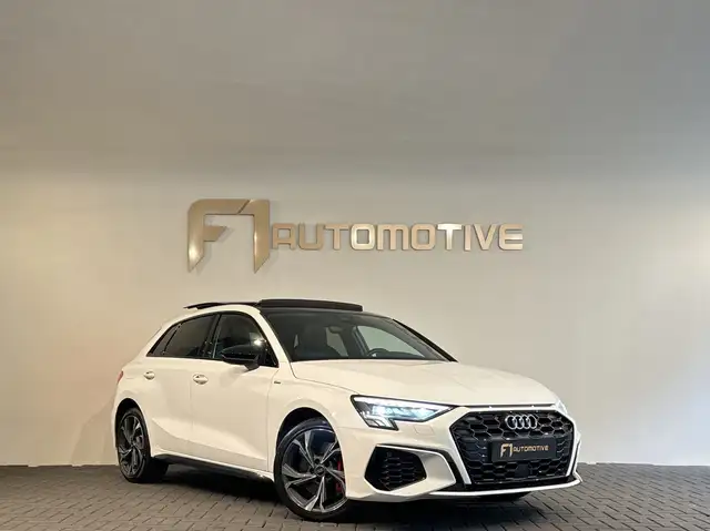 Audi A3 view 3