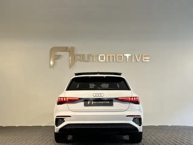 Audi A3 view 5