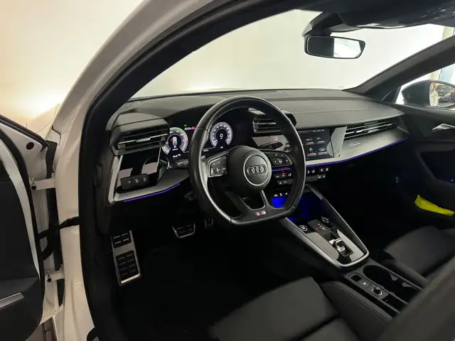 Audi A3 view 9