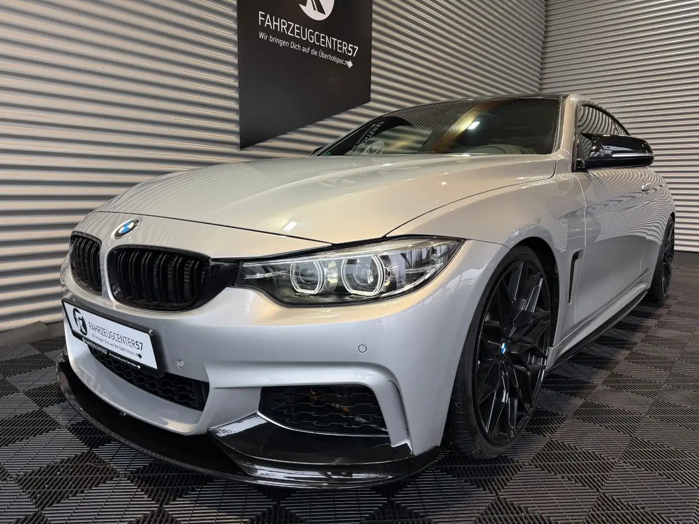 BMW 440 i Coupé/M-PERFORMANCE/CARPLAY/H&K/LED Argent - 2