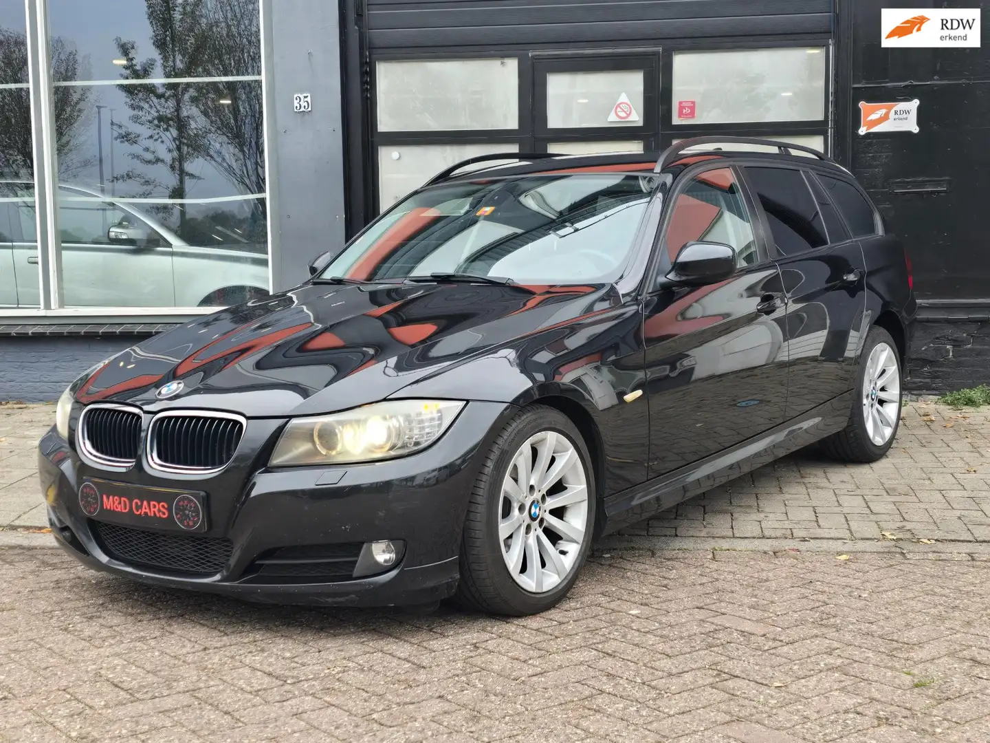 BMW 320 3-serie Touring 320d Business Line AUTOMAAT/AIRCO/ Zwart - 1