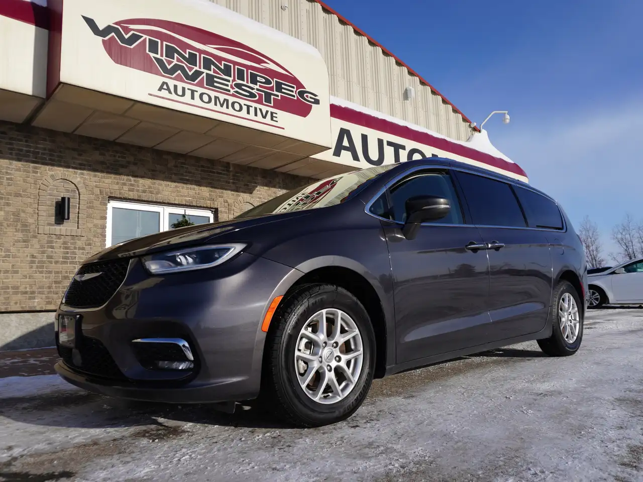 Chrysler Pacifica снимка Chrysler Pacifica